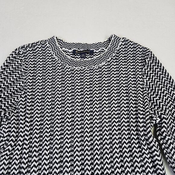 Brooks Brothers Womens M Cable Knit Sweater Quiet Luxury Flared Hem Winter Black - Picture 16 of 16